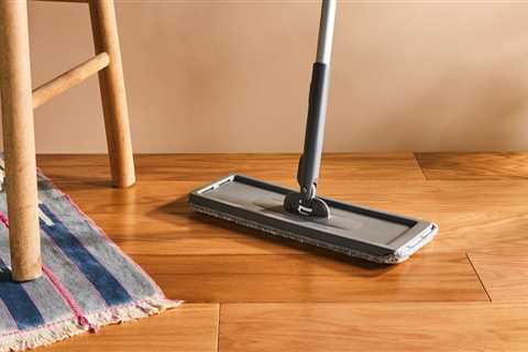 How to Clean Old and Dirty Hardwood Floors
