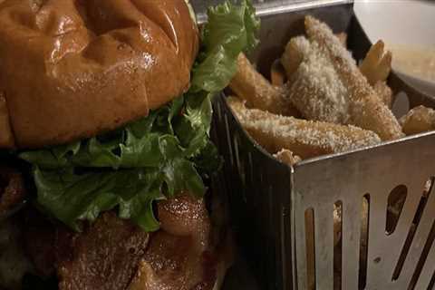 Experience the Cozy Charm of Dining in Rockingham County, New Hampshire