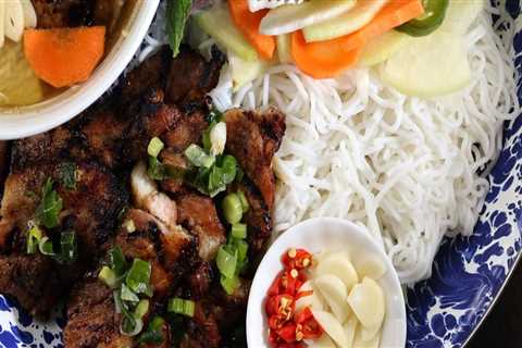 How Vietnamese Food Establishments in King County Washington Handle High-Volume Waste